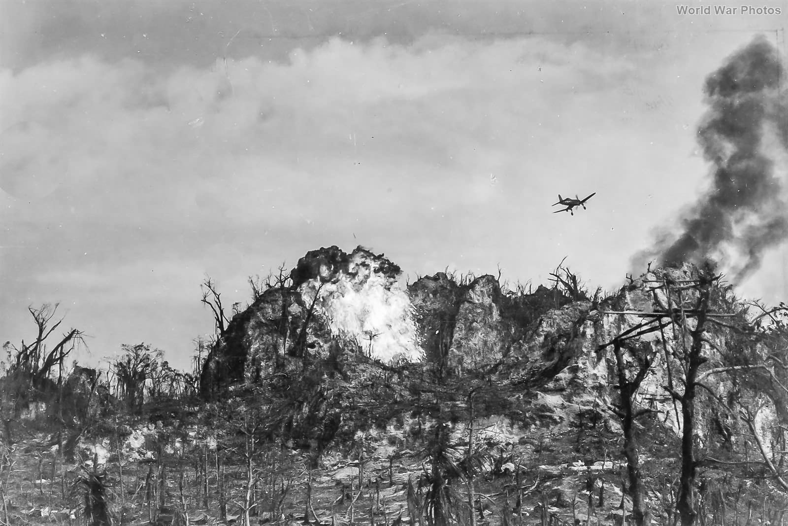 Marine F4U making a napalm run against Japanese defenses on Peleliu in late September 1944 4