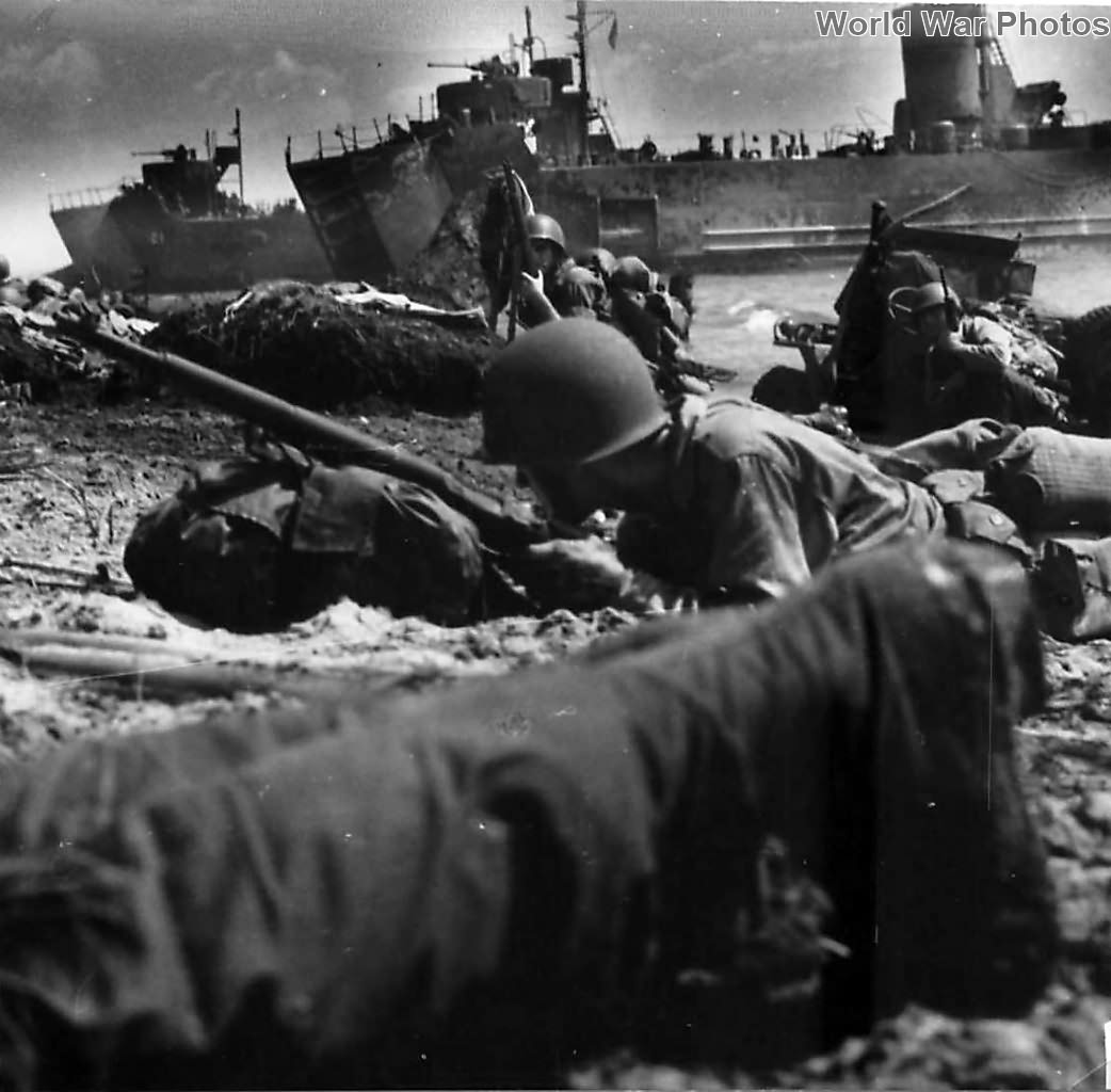 1st Cavalry troops land under Japanese fire on Leyte Beach