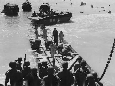 7th AAF Engineers Build High Tide Raft on Saipan