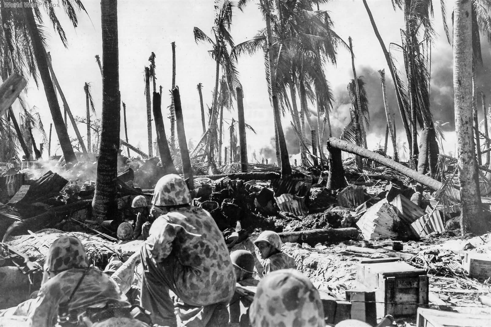 2nd Marine Division fighting on Betio
