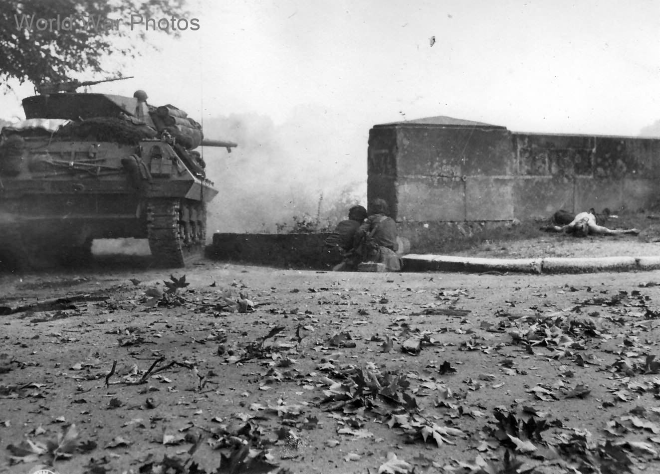 M10 fires over Seine near Paris 23 August 1944