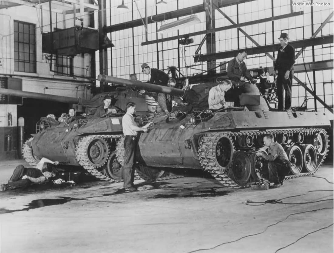 M18 assembly line at Buick Motor Division of General Motors