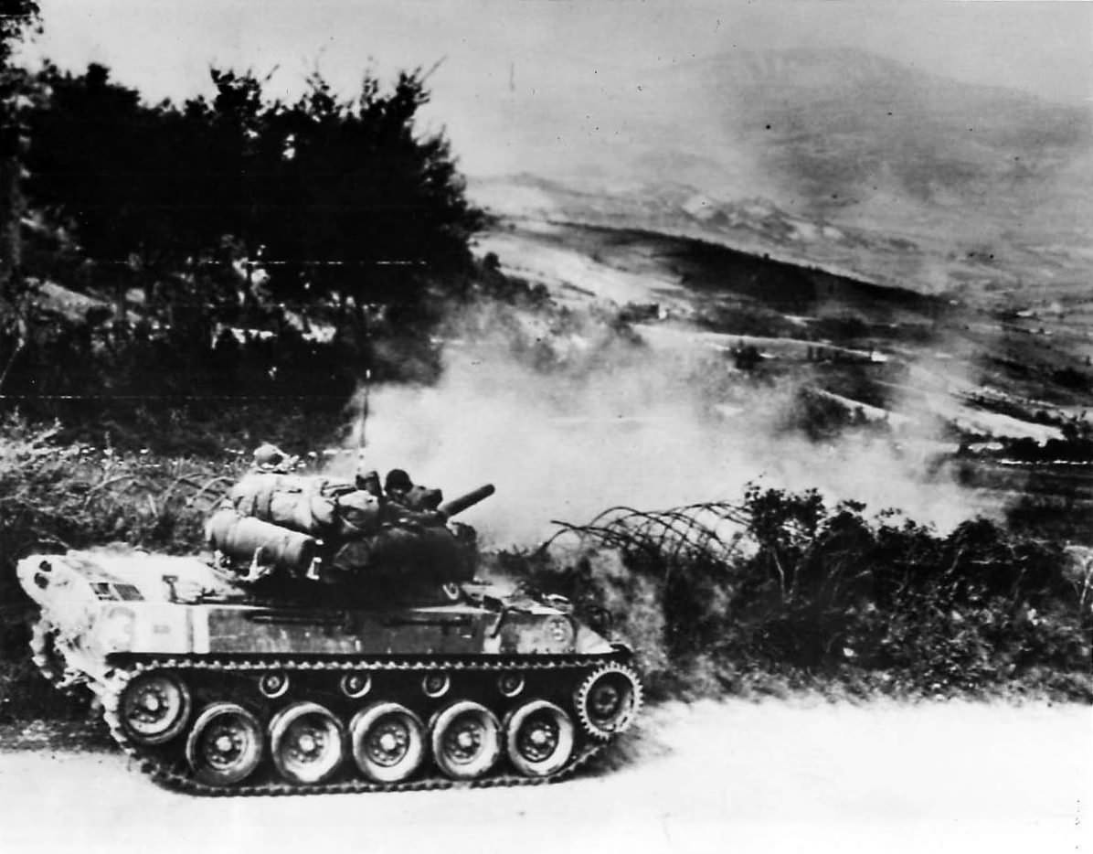 M18 Hellcat of the 805th Tank Destroyer Battalion in action in Firenzuola Italy 1945