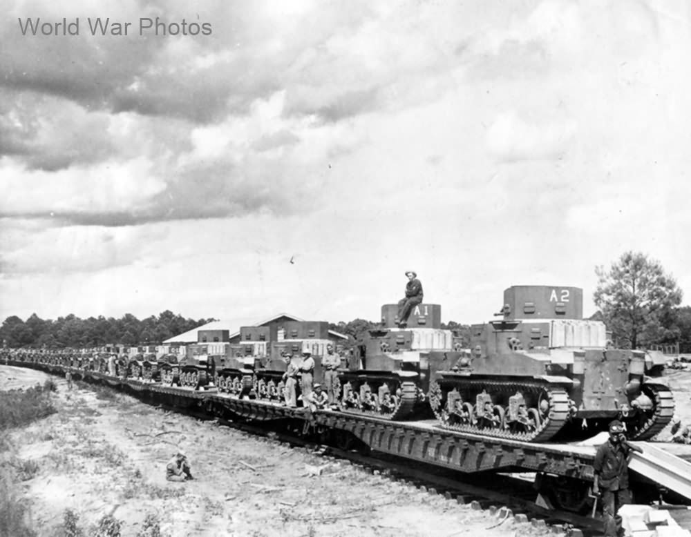 M2A1 tanks of 2nd Armored Division „Hell on Wheels”, June 1941