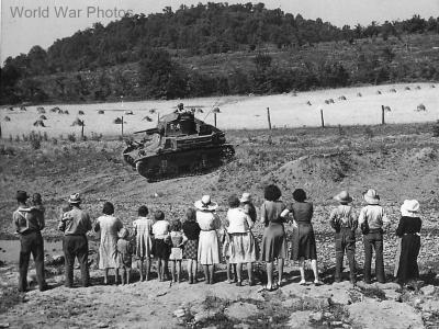 M2A4 „E-4” Tennesee maneuvers 1941