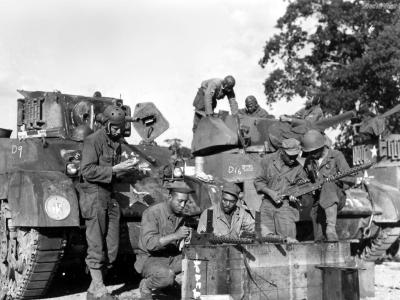 761st Tank Battalion crews and M5 September 1944, England