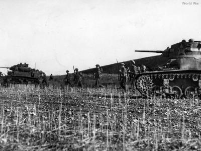 M3A1 1st Armored Division Africa
