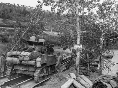 M5 crosses Huskie Bridge Volturno River Italy 13 October 1943