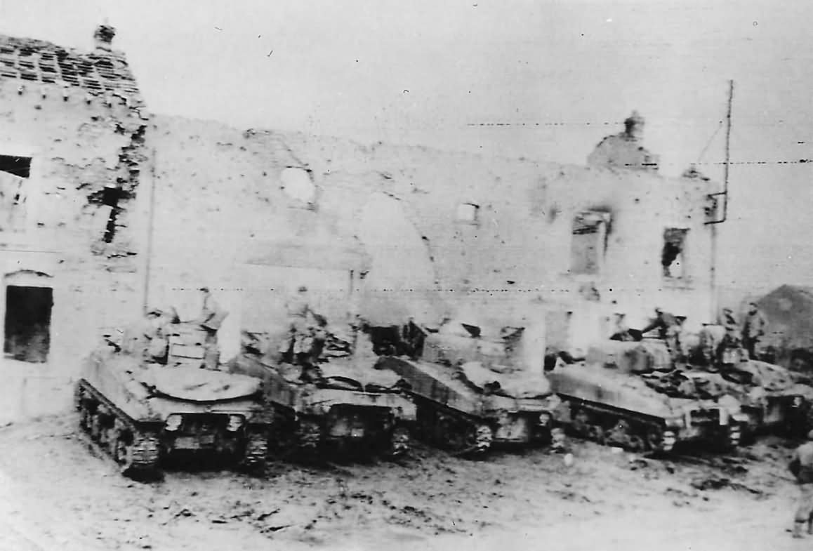 M4 Sherman tanks of the US 7th Army 1944