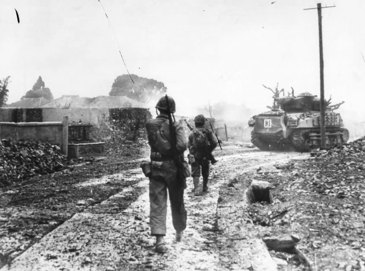 Marines and M4 Sherman of 6th Division Enter Nana Okinawa 1945