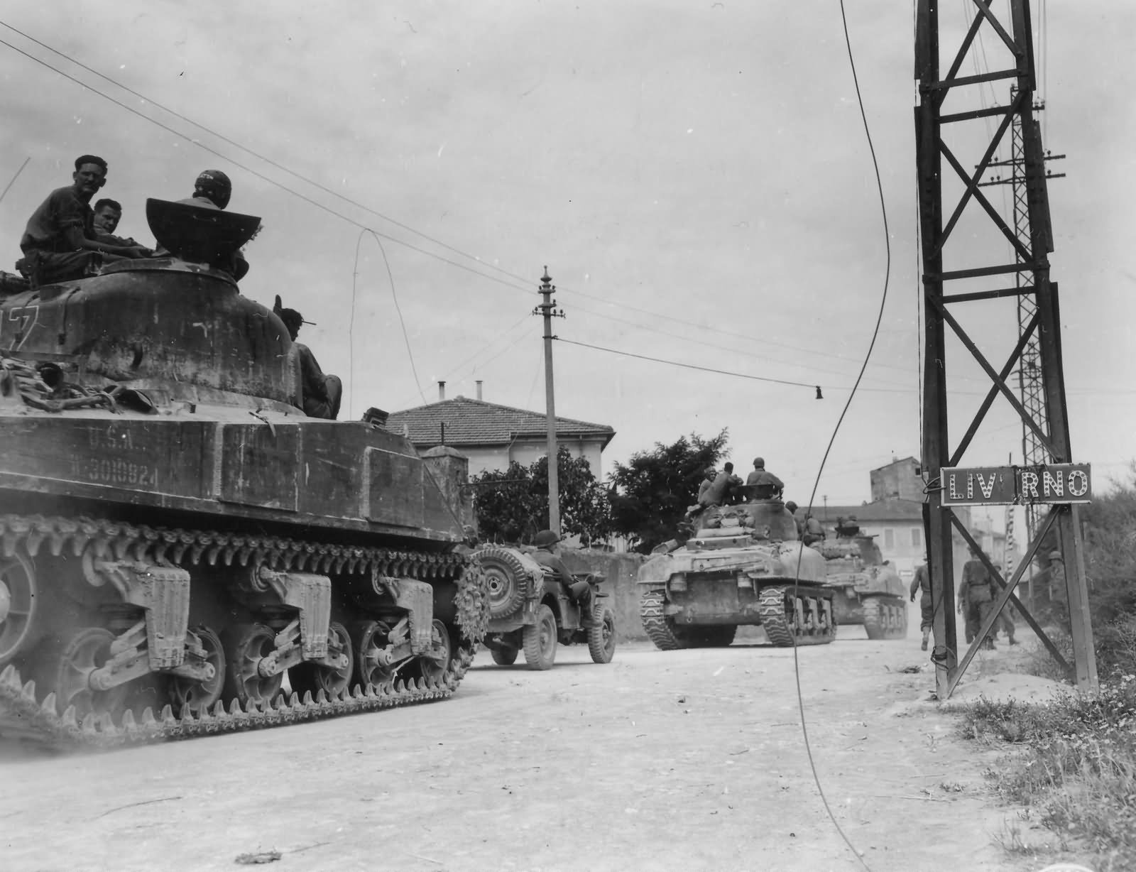 34th Infantry Division M4 Sherman Jeep Livorno Italy 1944