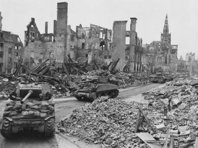 771st Tank Battalion M4 Shermans Supports 17th Airborne Division Muenster II