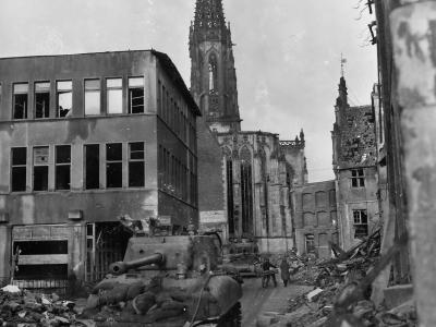 771st Tank Battalion M4 Shermans Supports 17th Airborne Division into Muenster