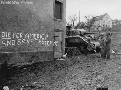 Sherman crew reading German graffiti
