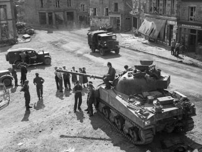 Sherman IC Firefly Putanges 20 August 1944