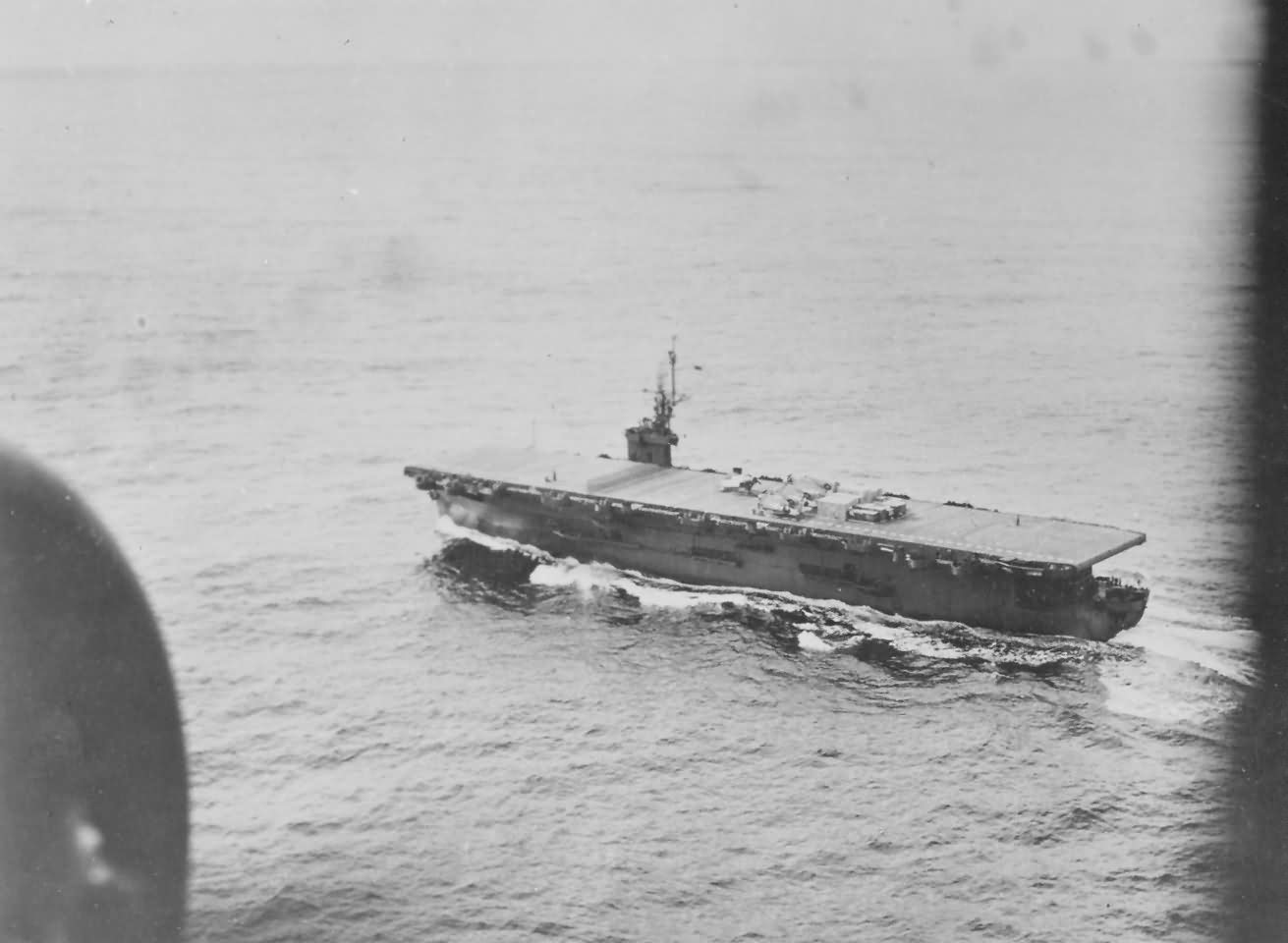Escort carrier USS Kalinin Bay CVE-68 planes on deck
