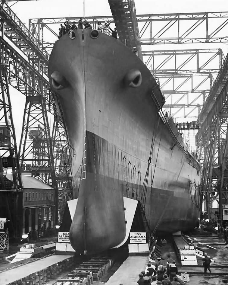 Launch of U.S. Navy battleship USS Alabama BB-60 at the Norfolk Navy Yard.16 February 1942