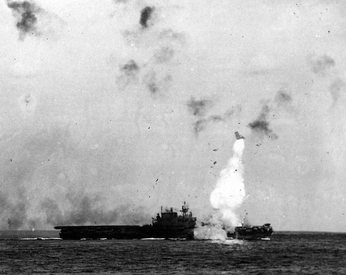 Enterprise_hit_by_Kamikaze_piloted_by_Lt_Shunsuke_Tomiyasu_off_Okinawa_1945.jpg