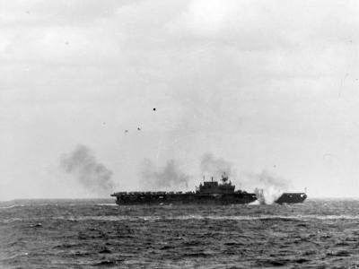 USS Enterprise narrow miss by Japanese kamikaze suicide plane 1945