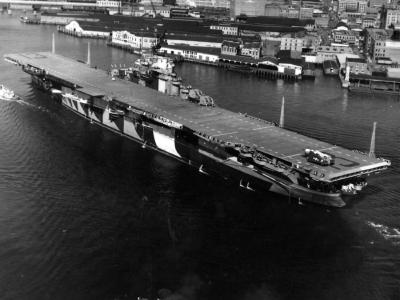 USS Franklin Elizabeth River near the Norfolk Navy Yard 1944