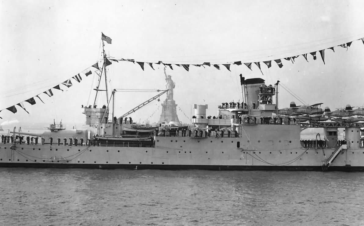 Cruiser USS Indianapolis CA-35 Passing Statue of Liberty 1936