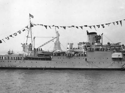 Cruiser USS Indianapolis CA-35 Passing Statue of Liberty 1936