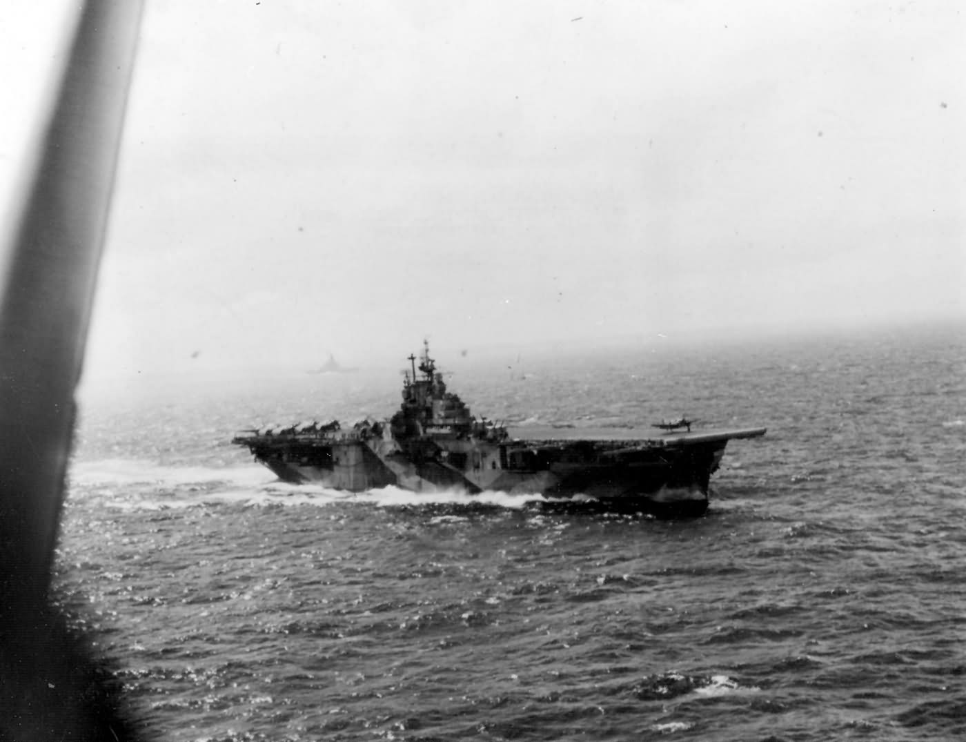 USS Intrepid (CV-11) during the Battle of Leyte Gulf