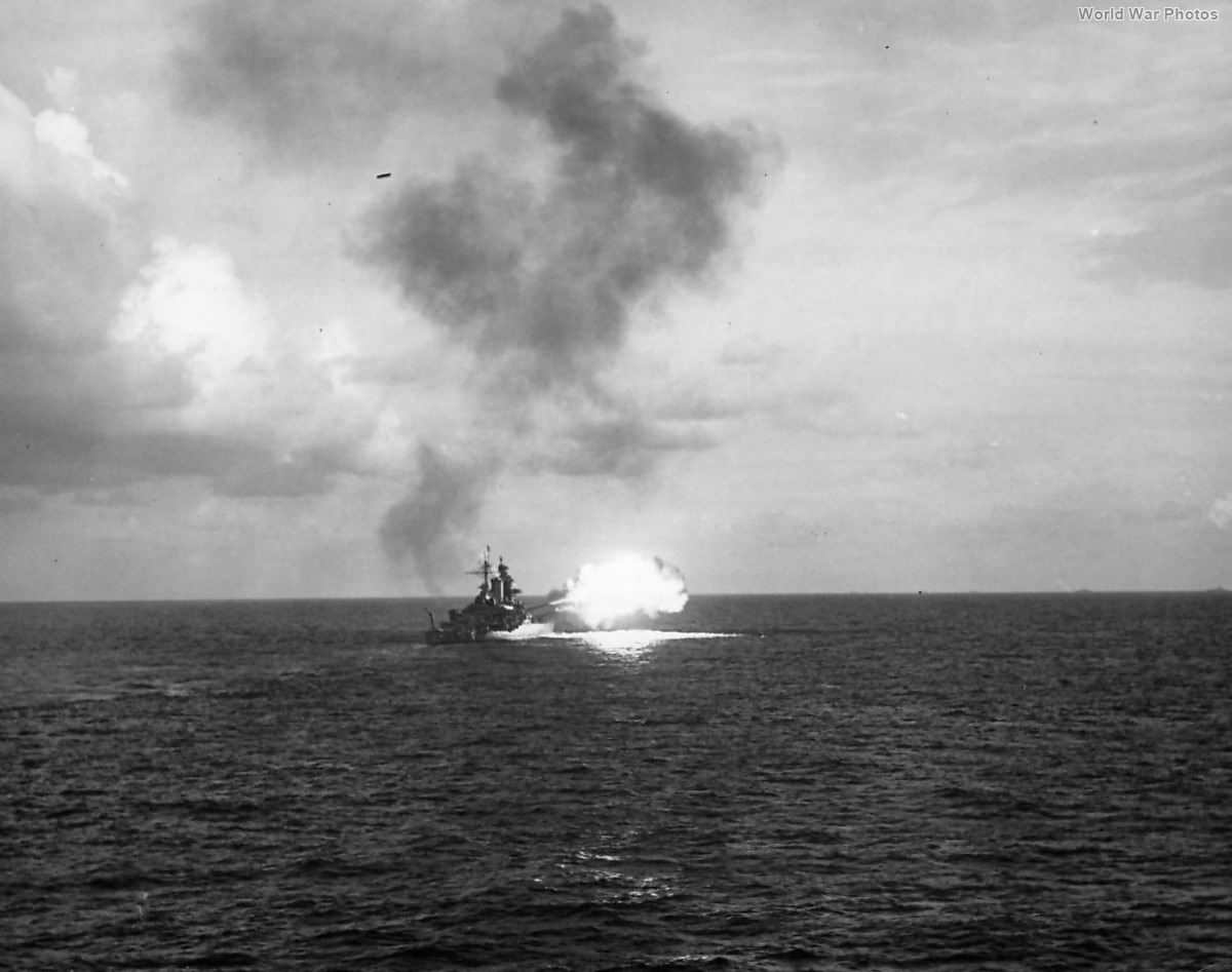 USS Mississippi fires her forward 14-inch guns during the bombardment of Makin 20 November 1943