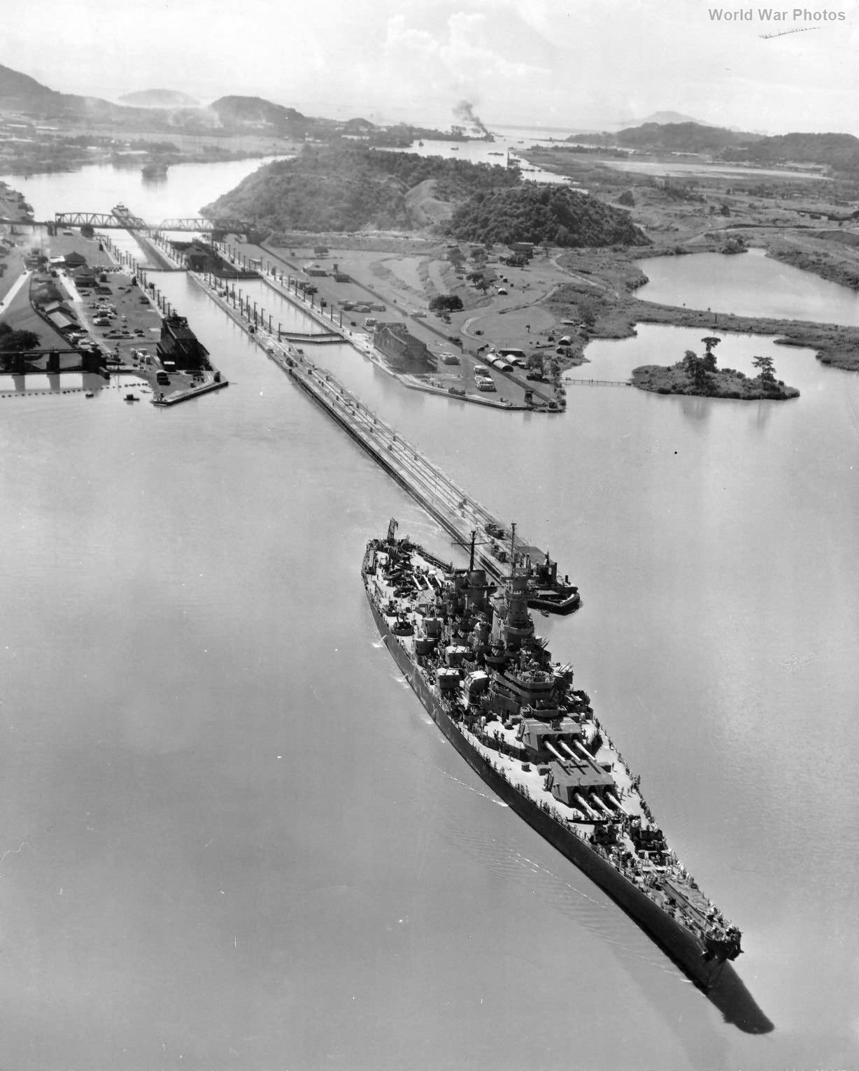 USS Missouri Panama Canal 1945