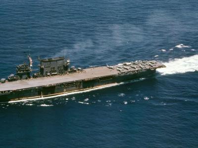 USS Saratoga 1943