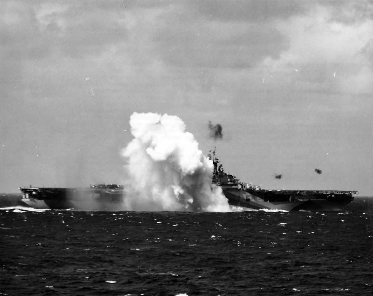 Japanese Kamikaze crashes near USS Ticonderoga off Philippines 1945