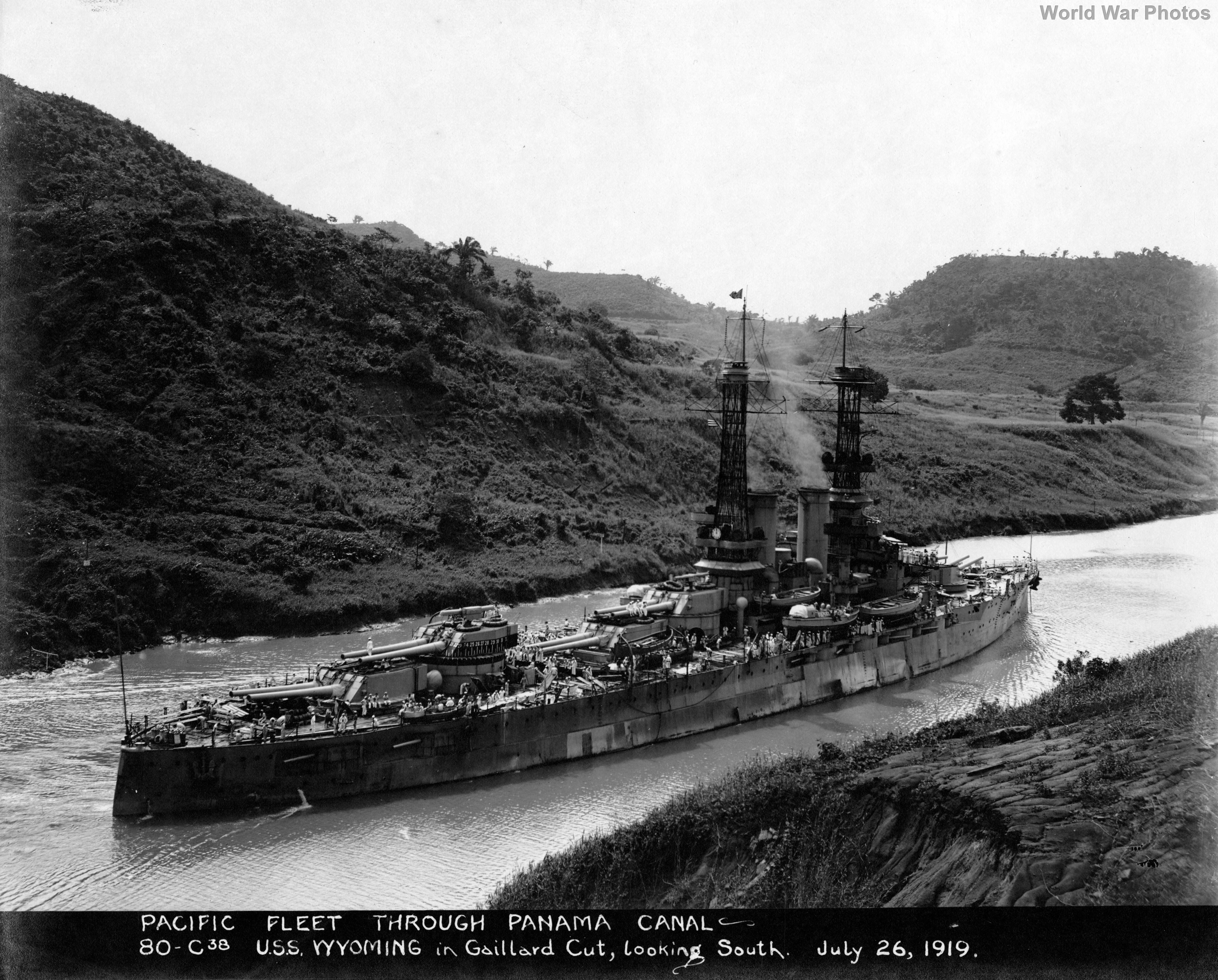 Wyoming passing through the Galliard Cut 26 July 1919