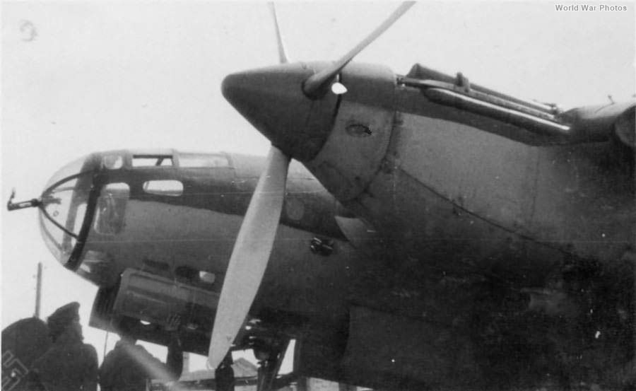 Ar-2 nose and engine