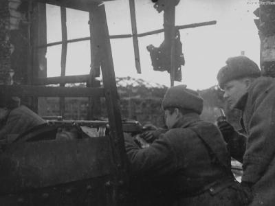 Soviet soldiers 16