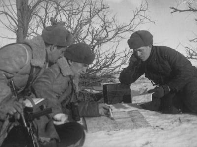 Soviet soldiers 7