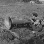 Soviet soldiers and German POW
