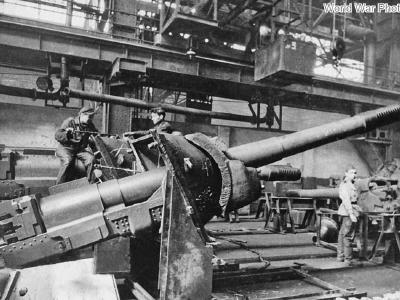ML-20S howitzer for ISU-152