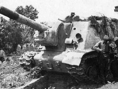 ISU-152 captured by German forces