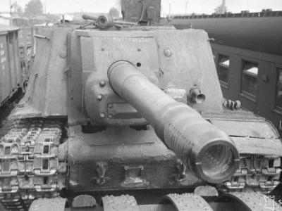 Captured ISU-152 Finland 1944