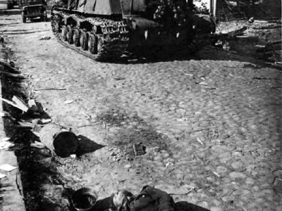 ISU-152 in Polock July 1944