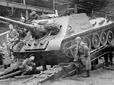 SU-100 built at the Uralmash