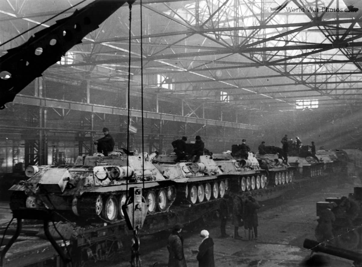 SU-122 factory