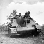 SU-122 front