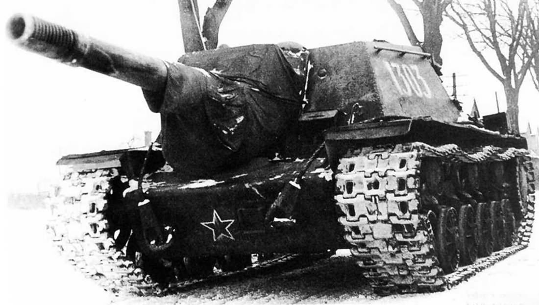 SU-152 „white 1303” East Prussia 1945