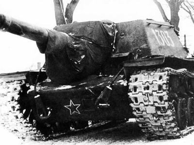 SU-152 „white 1303” East Prussia 1945