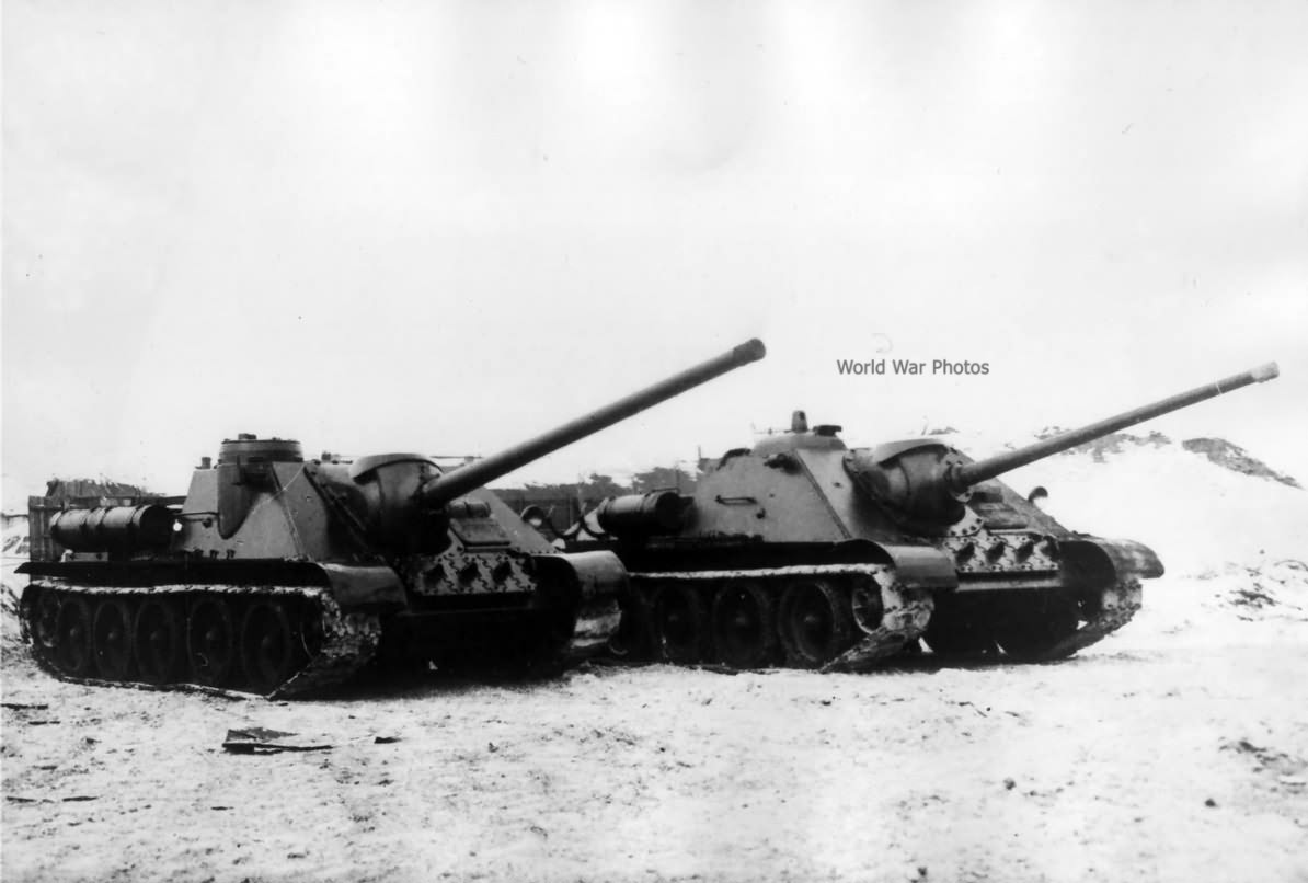 SU-100 and SU-85 prototypes