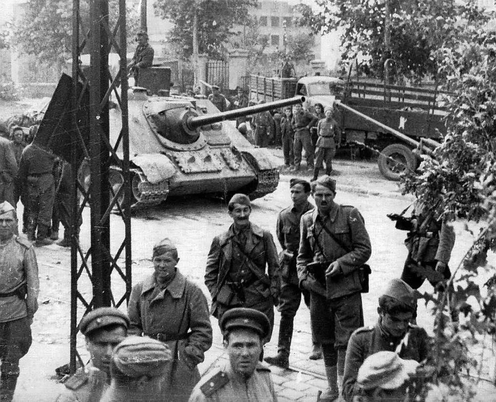 SU-85 of the 36th Independent Guard Tank Brigade