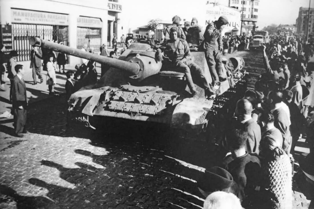 SU-85 Romania 1944