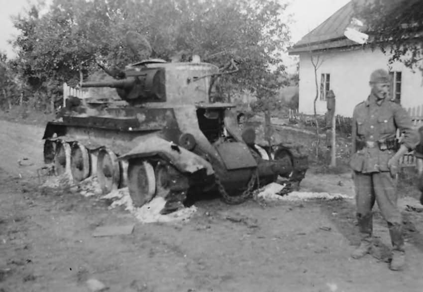 BT-7 knocked out tank