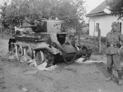 BT-7 knocked out tank